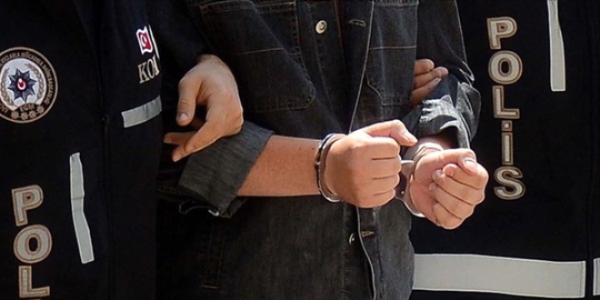 Balıkesir'de FETÖ operasyonu: 1 gözaltı