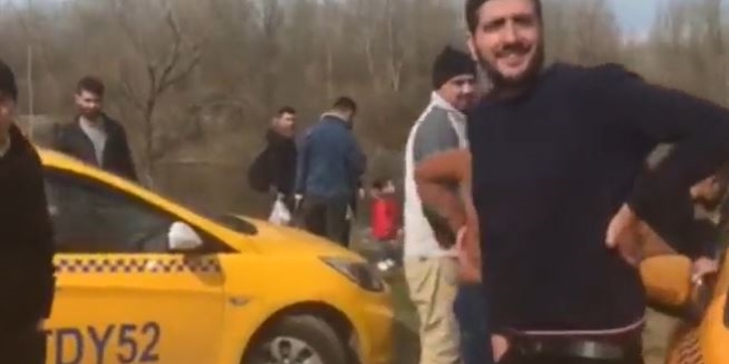 Mülteciler ile taksiciler arasında kavga çıktı