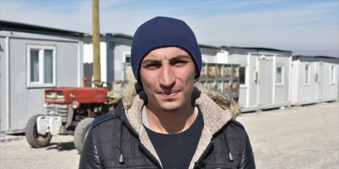 Malatya'da depremzedeler konteynerlere yerleşiyor