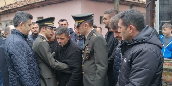 Şehit 4 askerimizin ailelerine de acı haber verildi