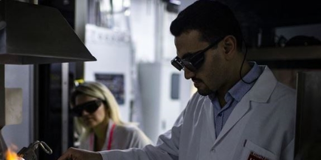 Türkiye'nin ilk milli aktif fiberi Bilkent UNAM'da üretildi