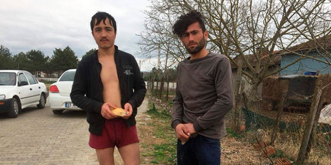 Yunan askerleri, göçmenleri döverek Türkiye'ye gönderdi