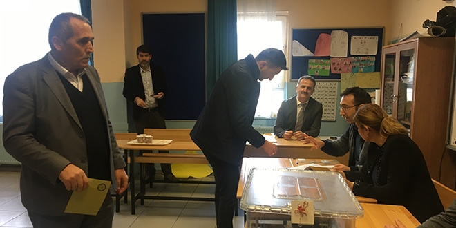 Olmayan mahalle için muhtarlık seçimi yapıldı