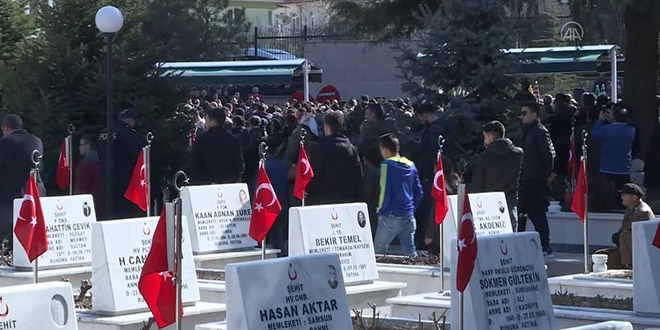Başkentliler İdlib şehidinin ailesini yalnız bırakmadı
