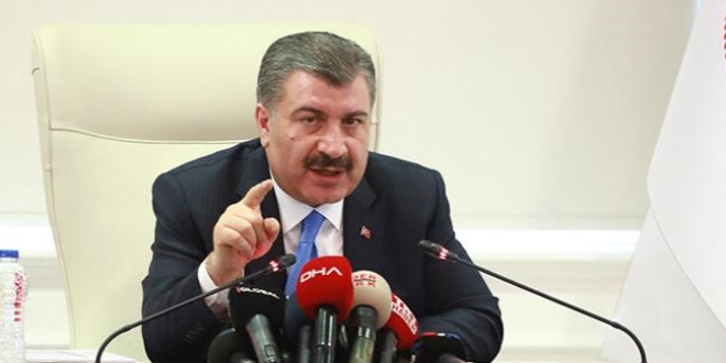 Bakan Koca: Mücadelemiz birbirimizle değil, koronavirüsle
