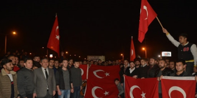 Türkiye Mehmetçik için tek yürek oldu