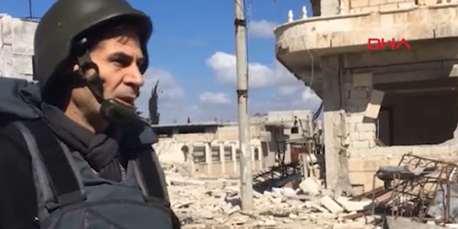 Türk gazetecinin zor anları... Çekim anında bombardıman başladı