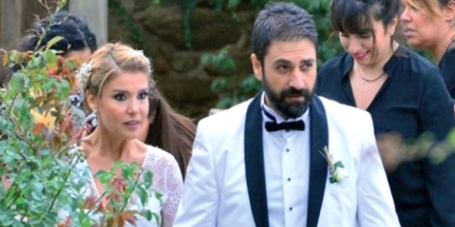 G�lben Ergen, eski e�i Erhan �elik'e 'hakaret' davas�nda beraat etti