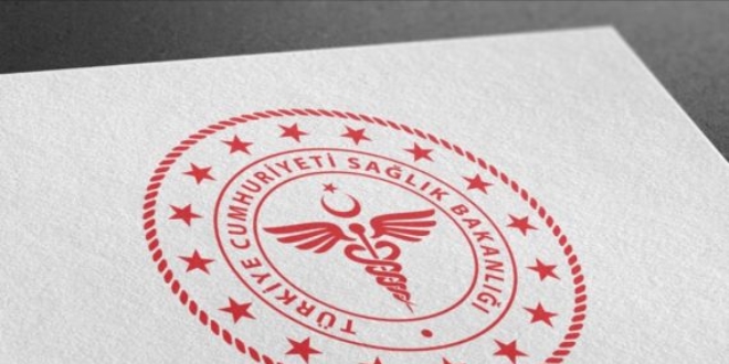 Sa�l�k personeli i�in Koronavir�se kar�� ekipman kullan�m� bro��r� haz�rland�