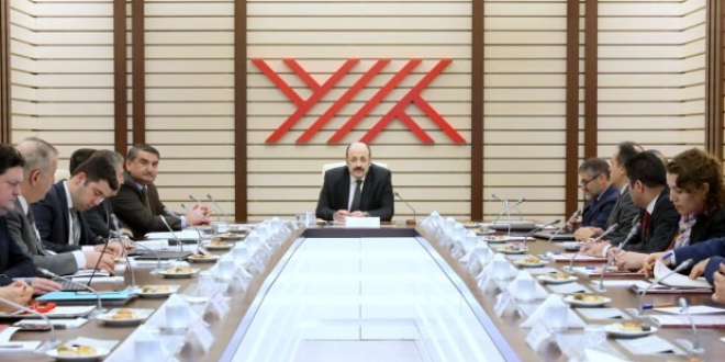 YÖK'ten Koronavirüs tebirleri