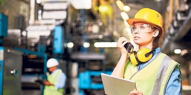 Kadınların eğitim düzeyi yüksek olsa da gelir düzeyi artmıyor