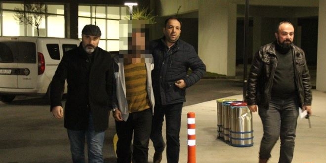 Manisa'daki asayiş operasyonunda 2 polis hafif yaralandı