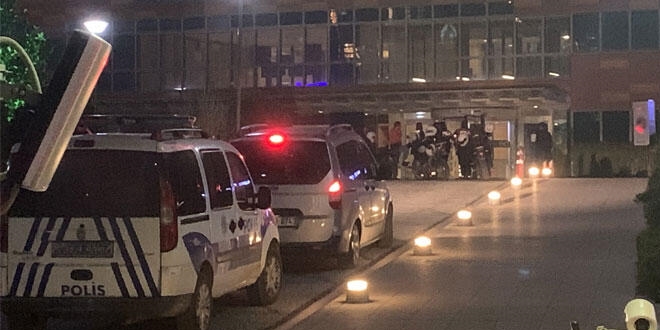 Taksim'deki izinsiz 8 Mart gösterilerinde 34 kişi gözaltına alındı