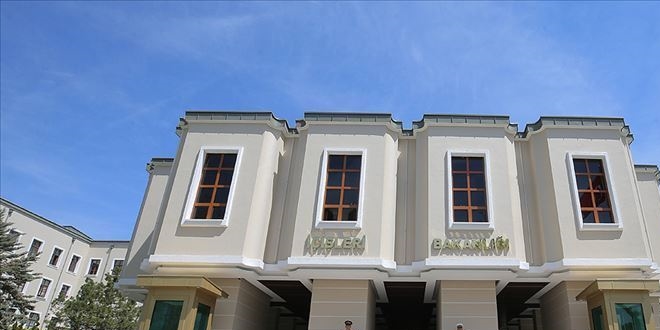 İçişleri Bakanlığı: 3 terörist teslim oldu