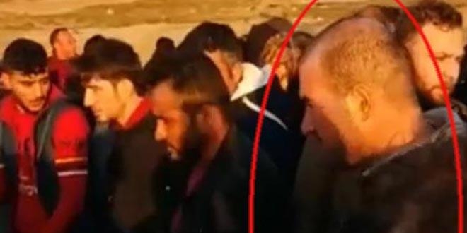 Oğlunun ve hamile eşinin katili cenazede en öndeymiş