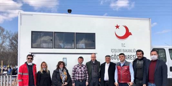 Yunan sınırındaki sığınmacıları ziyaret eden BM Temsilcisi Garelli'den Türkiye'ye övgü