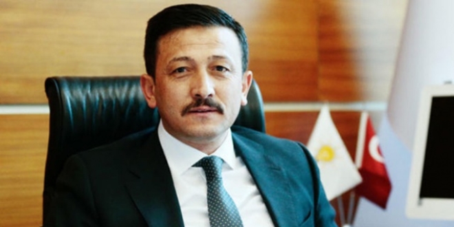 AK Parti Siyaset Akademisi, askıya alındı