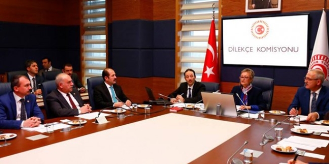 Meclis, KDK'nin tavsiyelerine uymayan kurumlar� dinleyecek