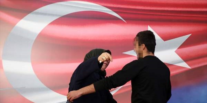 İkna çalışmaları sonucu teslim olan terörist ailesine kavuştu