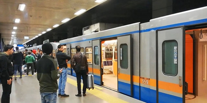 İstanbul'da metro seferlerinde aksama