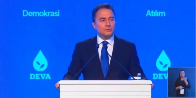 Ali Babacan: Davutoğlu ile ciddi bir ayrışmamız var