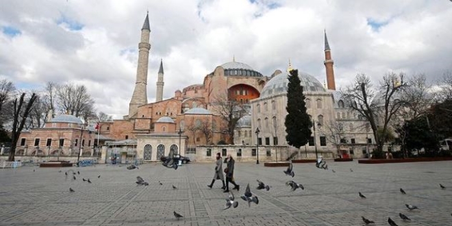 Tarihi Yarımada'da koronavirüs sessizliği