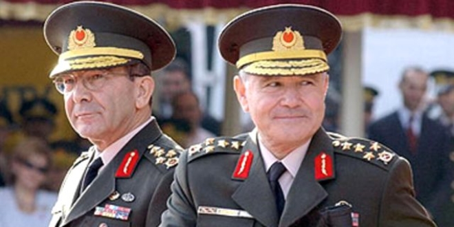 Eski Kara Kuvvetleri Komutanı hayatını kaybetti