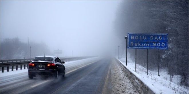 Bolu ve Dzce'nin ardndan Sakarya'da da kar ya balad