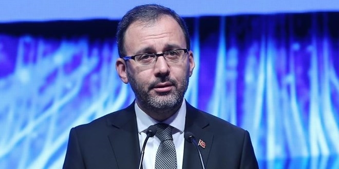 Spor Bakanı, liglerin ertelendiğini açıkladı