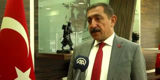 65 yaş üstündekilerin alışverişini belediye üstlendi