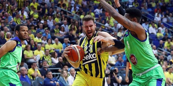 Fenerbahçe Beko'nun ligde son maçını yaptığı TOFAŞ'tan açıklama