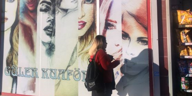 Berber, kuaför ve güzellik salonları kepenkleri indirdi