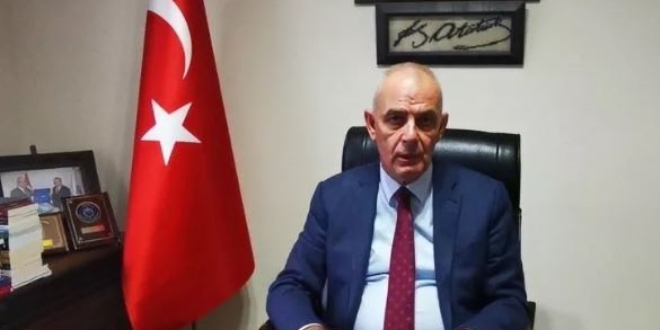 Kaymakam, 65 yaş ve üstüne telefon numarasını verdi