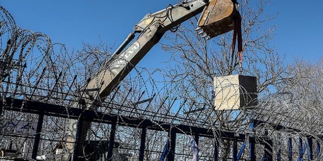 Yunanistan'�n s�n�rdaki s���nmac�lara dahi tahamm�l� yok