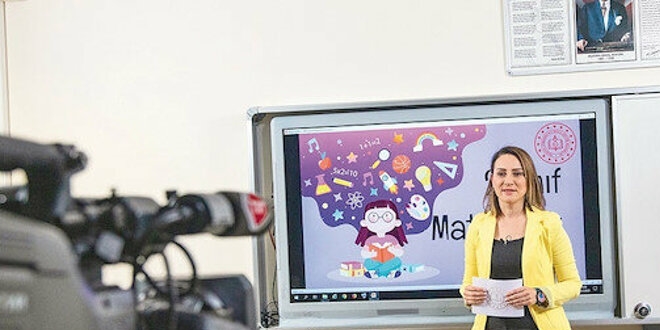 Haydi çocuklar ekran başına