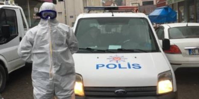 Kastamonu'da yasağa uymayan 3 kişiye 9 bin 450 lira ceza