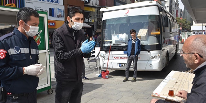 Zabıtanın 'evde kal' uyarısına şoke eden cevap
