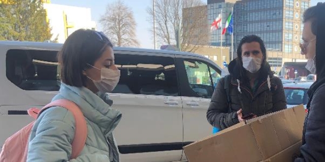 İtalya'dan 213 öğrenci Türkiye'ye doğru yola çıktı