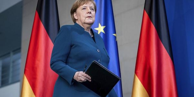 Merkel'e yaplan ikinci Kovid-19 testi de negatif kt