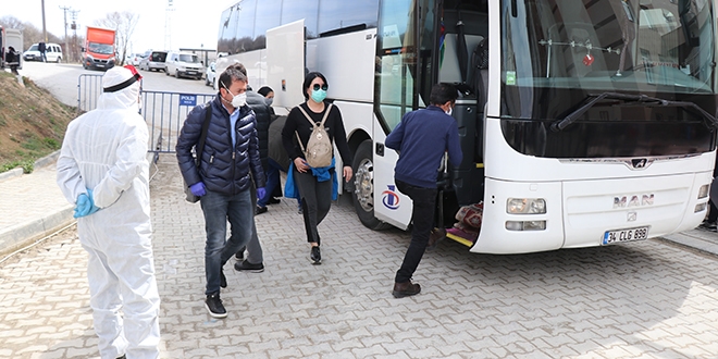 Yurt dışından gelen 138 kişi Bolu'da yurda yerleştirildi