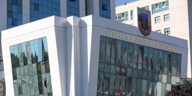 Jandarma ve Sahil Güvenlik'in görevde yükselme yönetmeliği değişti