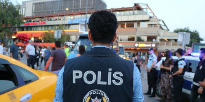 İstanbul'da 15 farklı noktada seyahat izin denetimi