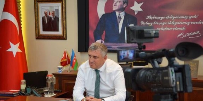 Belediye Başkanı maaşını belediyeye bağışladı