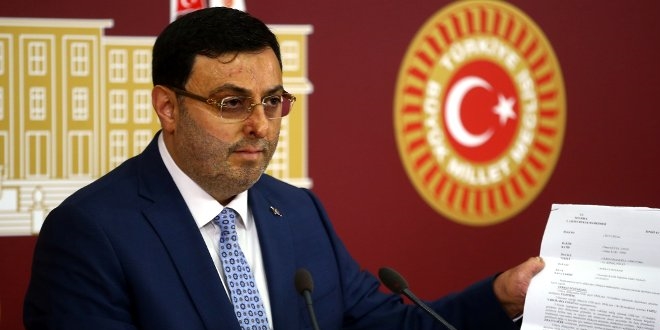 AK Parti'li vekil 3 aylık maaşını devlete bağışladı