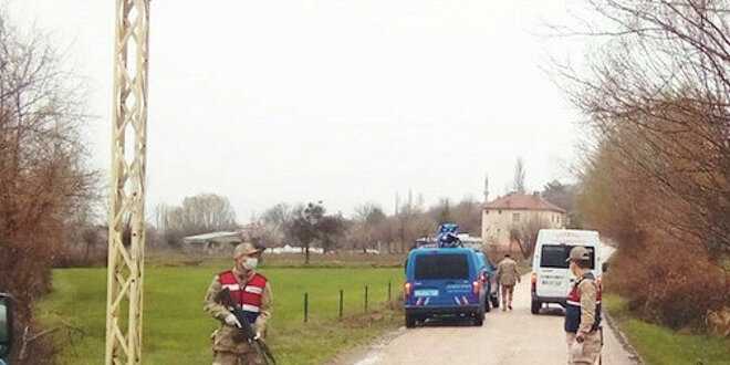 Geze geze yaydılar: Birçok belde, köy ve mahalle karantinaya alındı