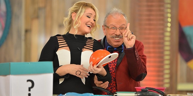 TV'lerde virüsten korunma yollarını anlatan isim, virüse yakalandı