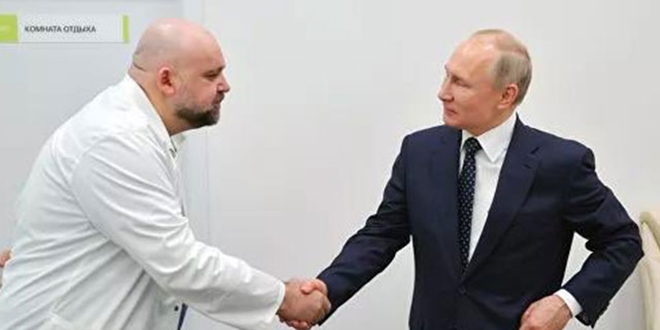 Putin'le böyle tokalaşmıştı, koronavirüse yakalandı