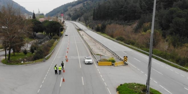 Giriş çıkışlar kapandı, İzmir-İstanbul yolu boş kaldı