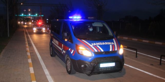 KKTC'deki 190 Türk öğrenci Balıkesir'e uçakla getirildi