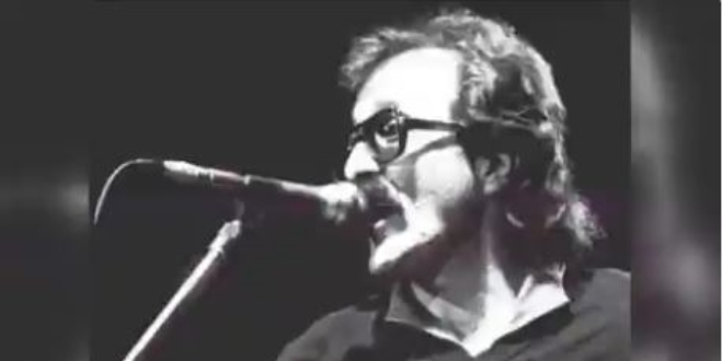 Bakan Selçuk'tan Cem Karaca için özel paylaşım